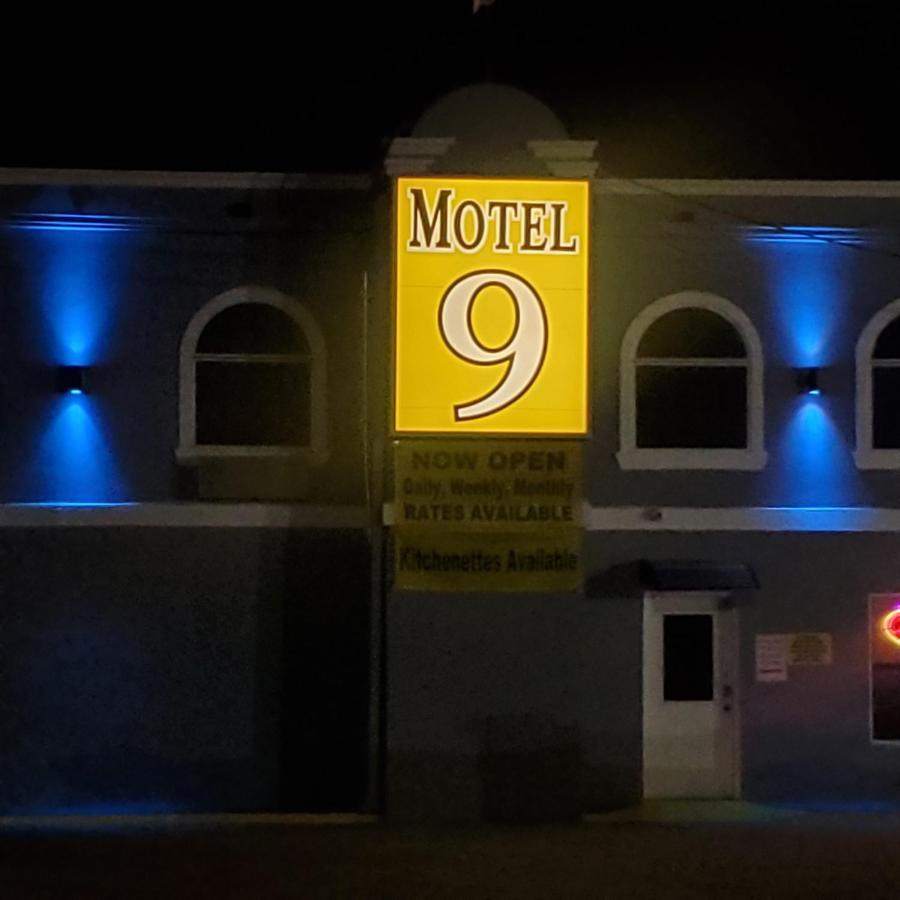 Motel 9 Laredo Ngoại thất bức ảnh