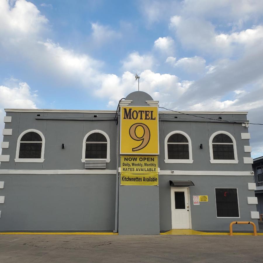 Motel 9 Laredo Ngoại thất bức ảnh